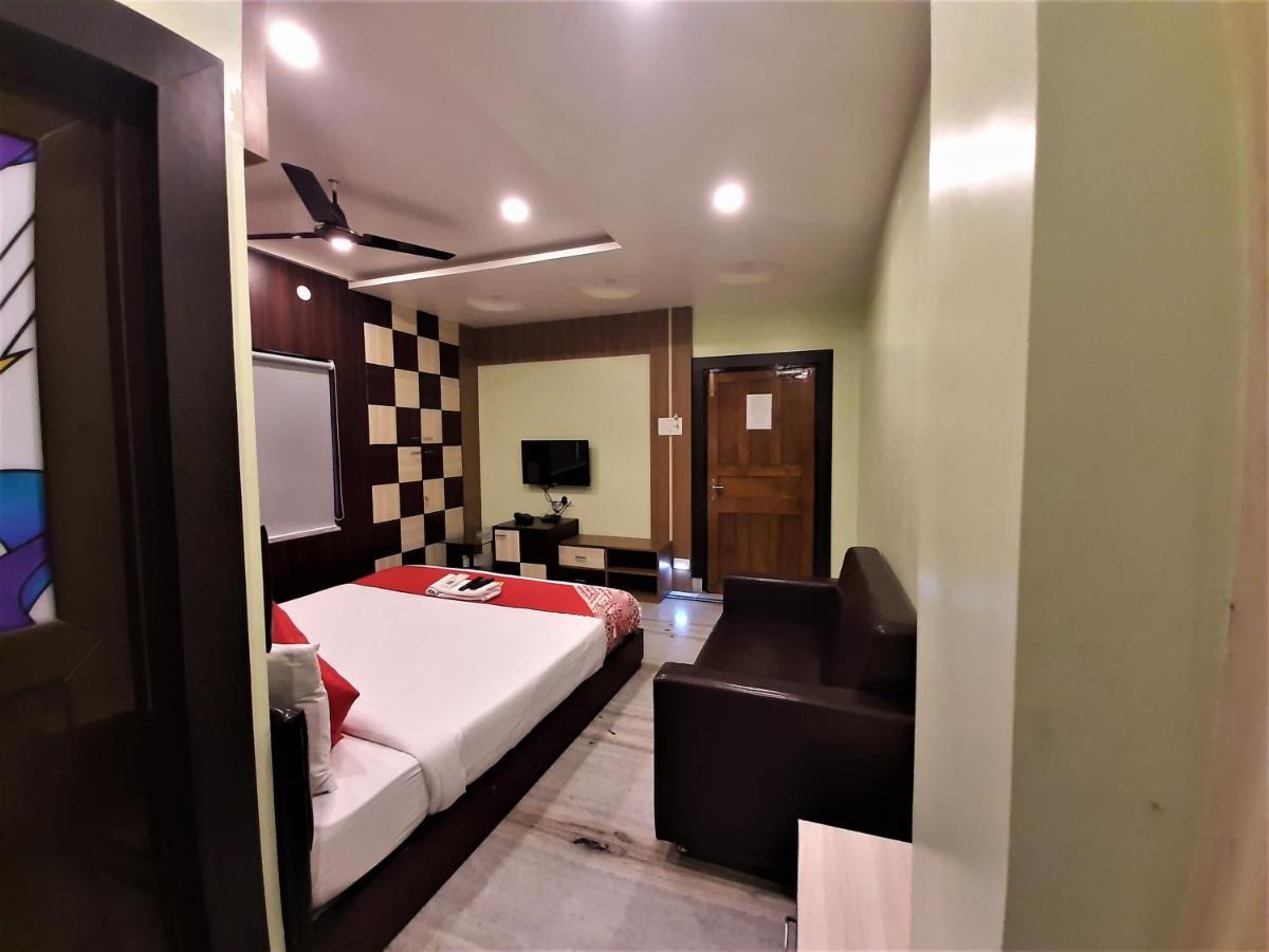 Dora House Hotel Kolkata Exterior photo